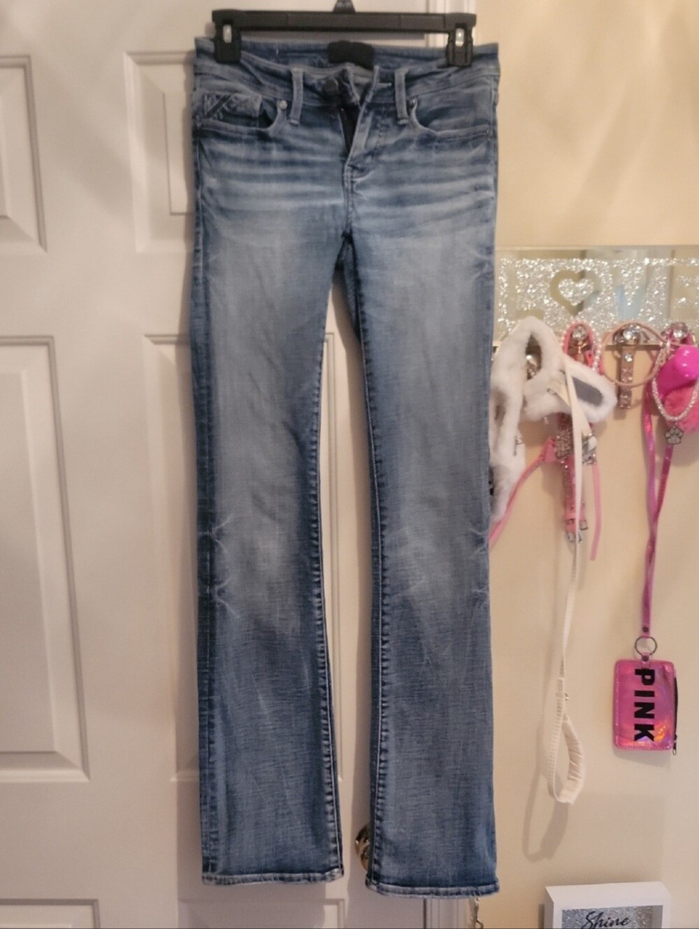 Buckle Black #13 Jeans. Bootcut, Lowrise, Stretch Fit. Size 24x34. NWOT.